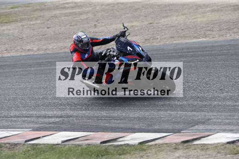 /21 17.06.2026  Ducati Schweiz Track Warmup ADR/Gruppe blau/1